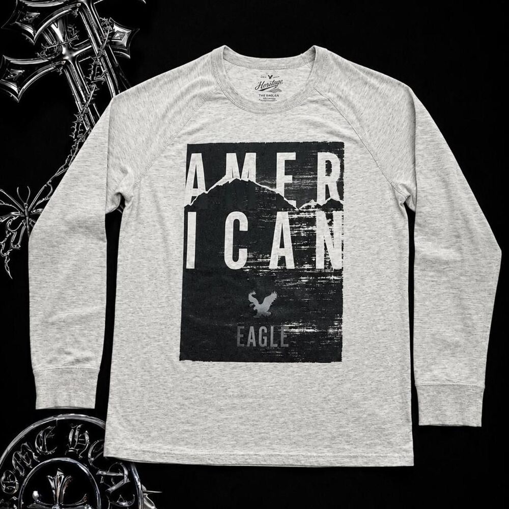 American Eagle Outfitters gray long sleeve